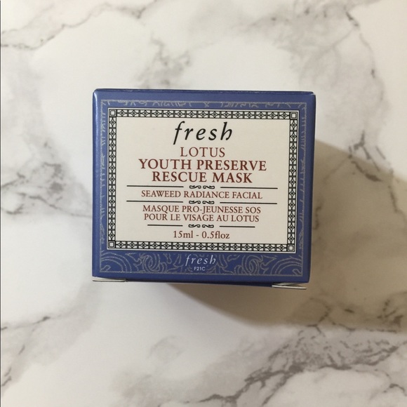 Makeup Bundle: SKINCARE - Picture 2 of 5